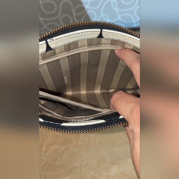 Brahmin Barcelona Polka Dot Crossbody EUC - Picture 3 of 10